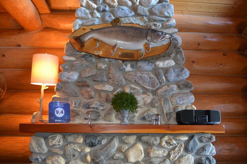 Yoho Chalets Villa Golden Kültér fotó